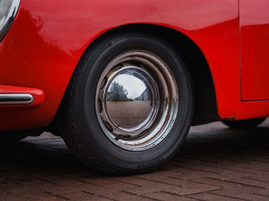 1965 Porsche 356 - 18