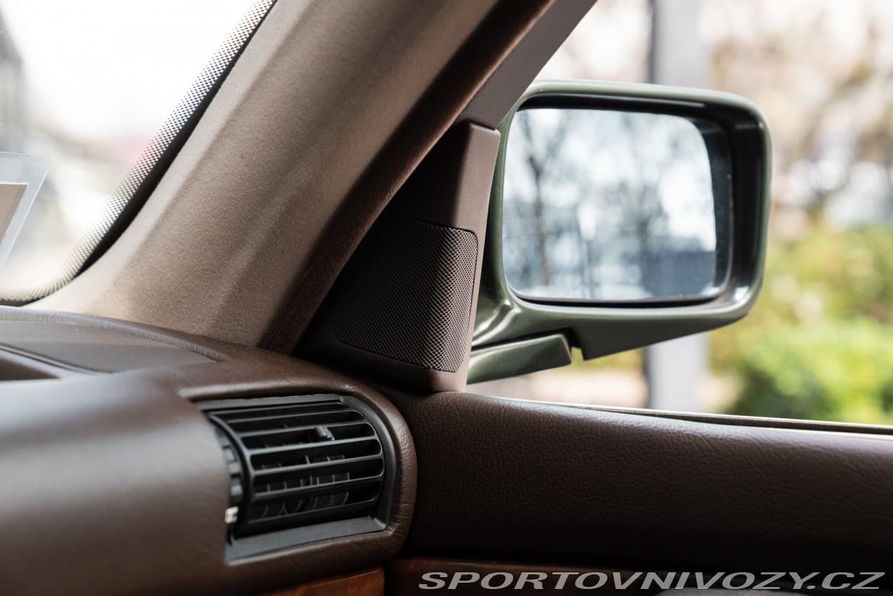 1989 BMW 7-SERIES - 17