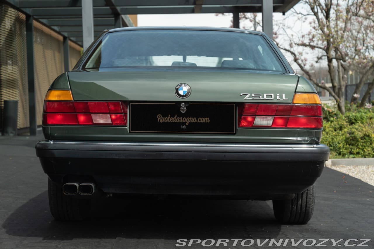 1989 BMW 7-SERIES - 8