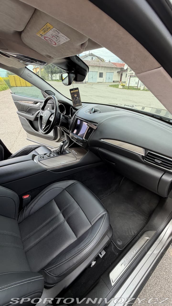 2018 Maserati LEVANTE - 16