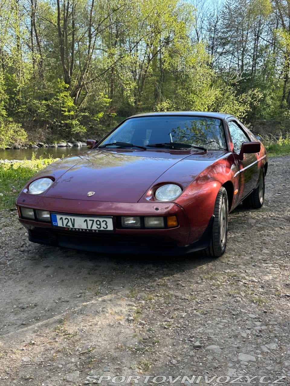 1984 Porsche 928 - 2