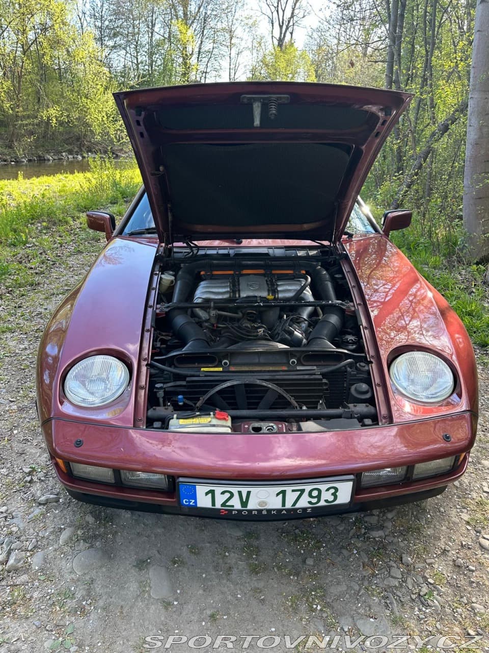 1984 Porsche 928 - 6