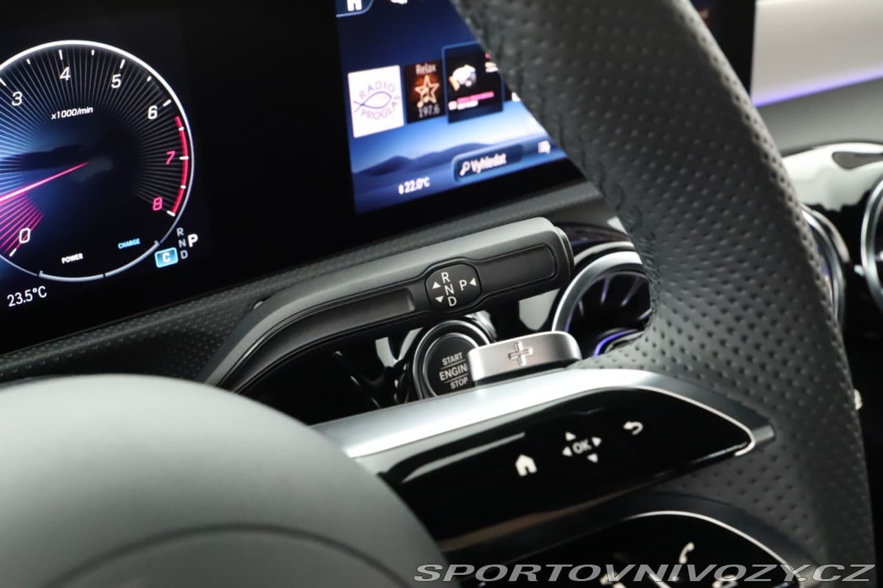 2025 Mercedes-Benz CLA - 10