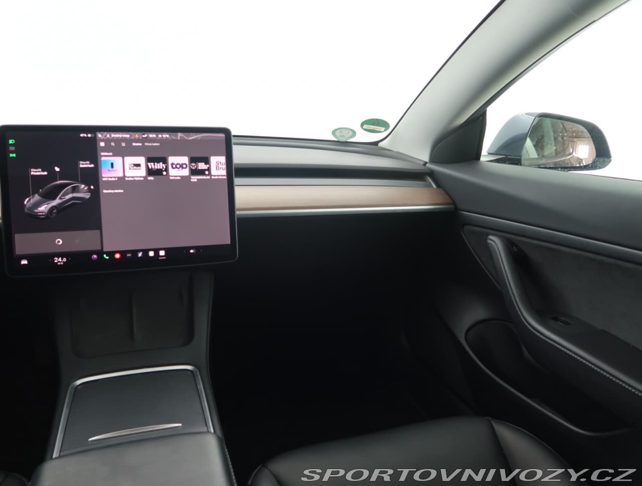 2021 Tesla MODEL 3 - 8