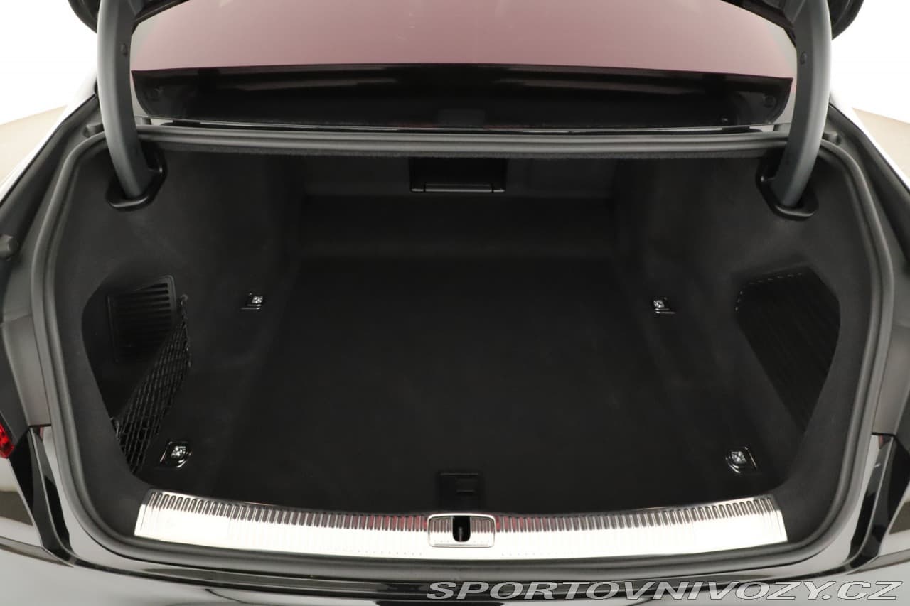 2023 Audi S8 - 11