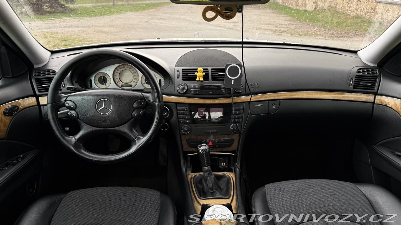 2008 Mercedes-Benz E-CLASS - 9