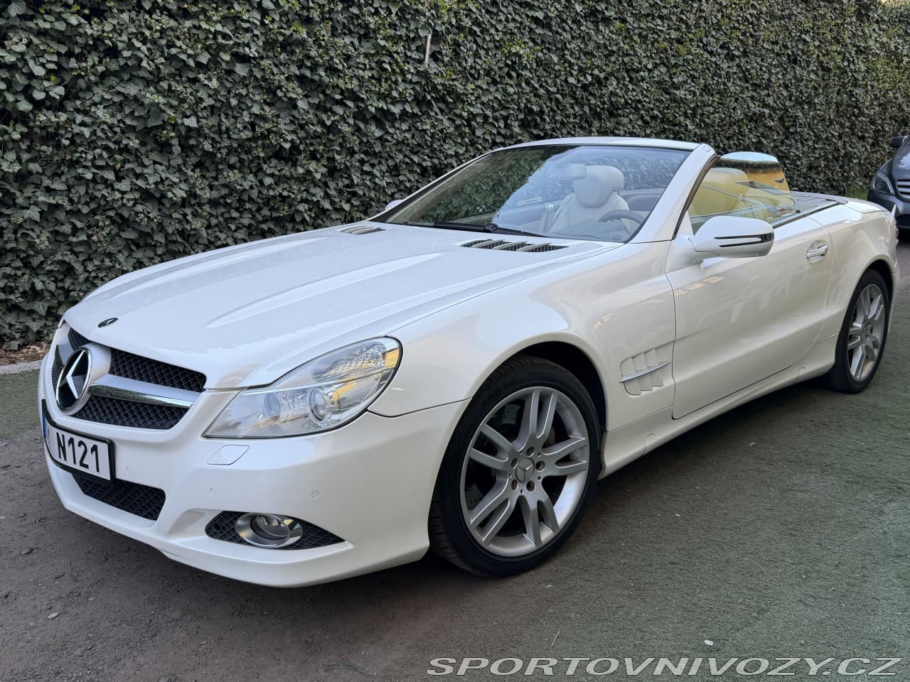 2010 Mercedes-Benz SL