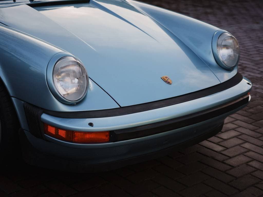 1982 Porsche 911 - 19