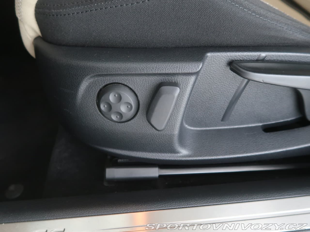 2013 Volkswagen CC - 19
