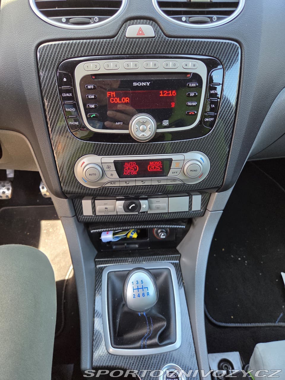 2010 Ford FOCUS - 9