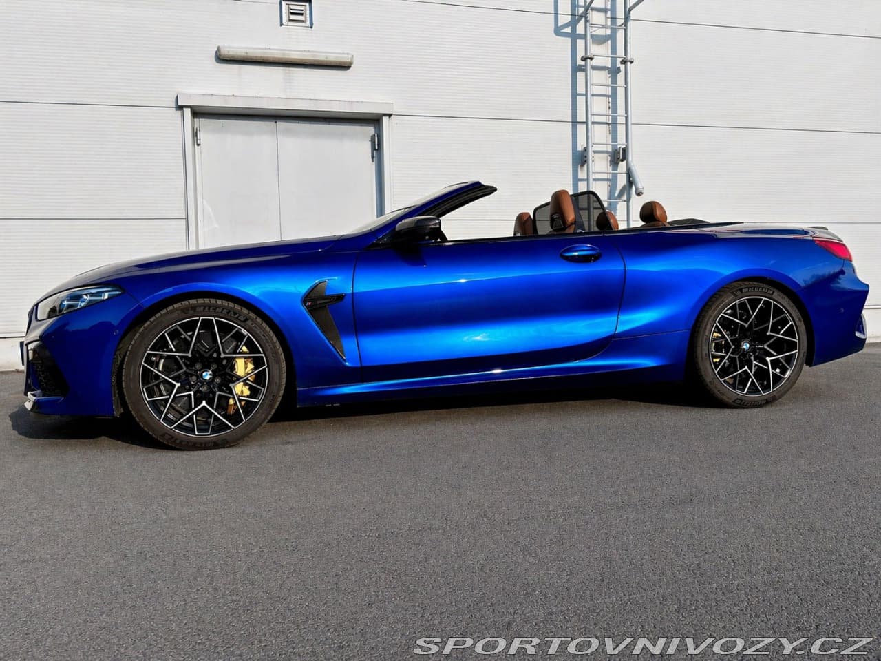 2019 BMW M8