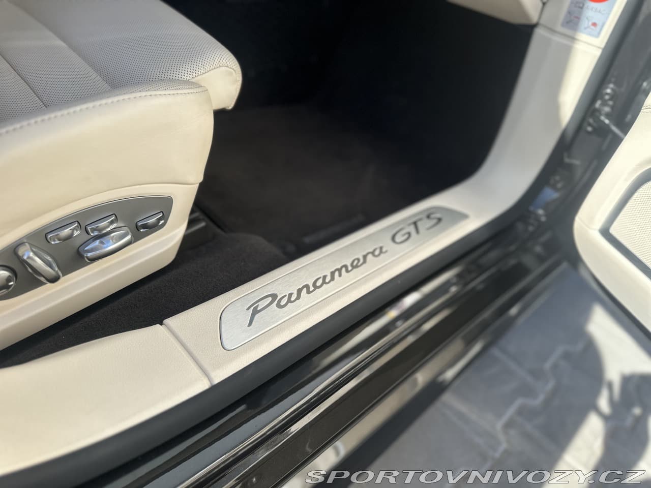 2014 Porsche PANAMERA - 7