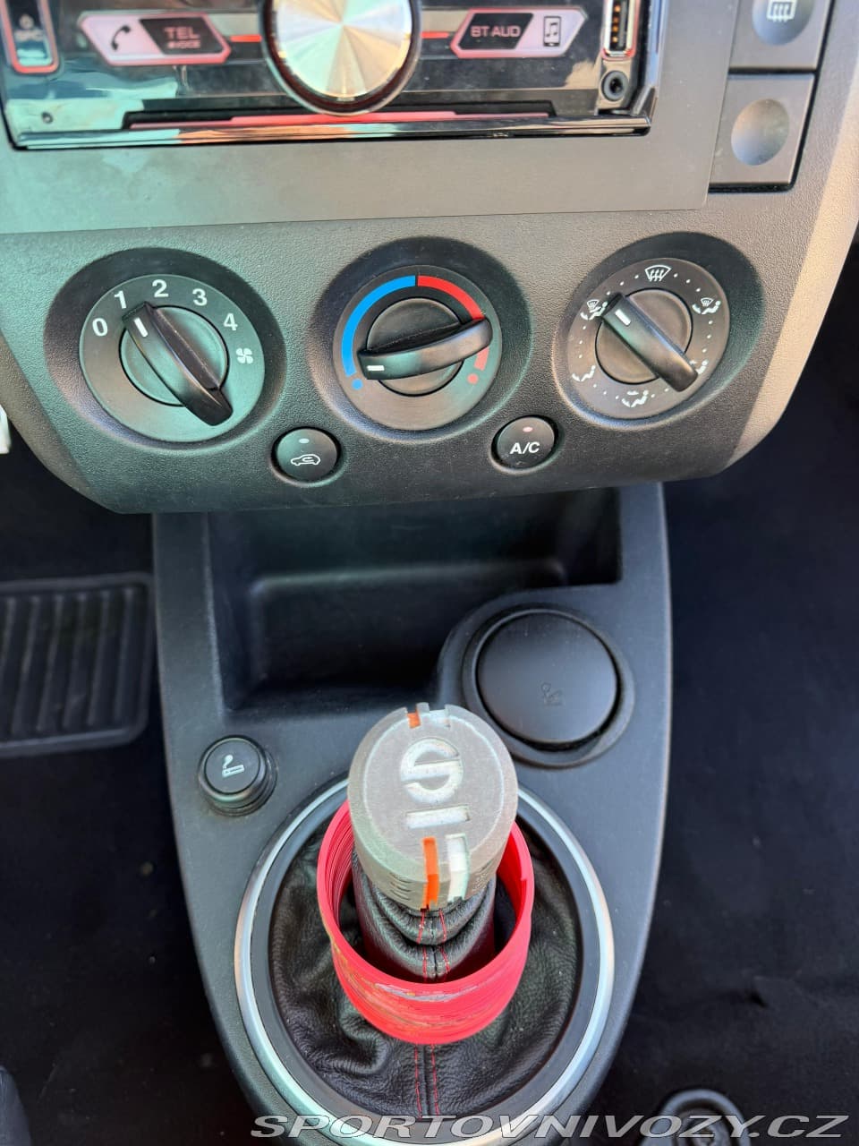 2005 Ford FIESTA - 7