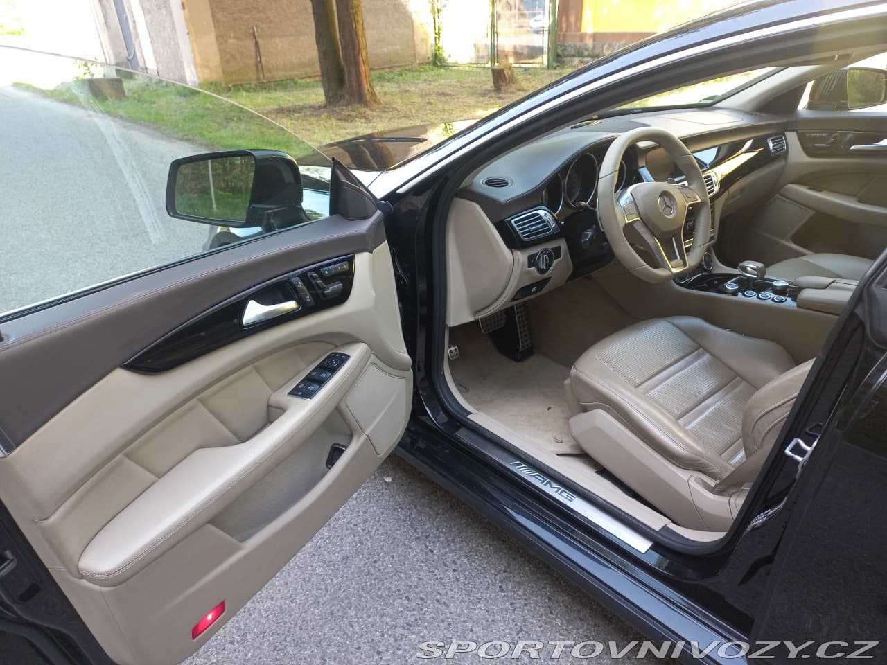 2011 Mercedes-Benz CLS - 19