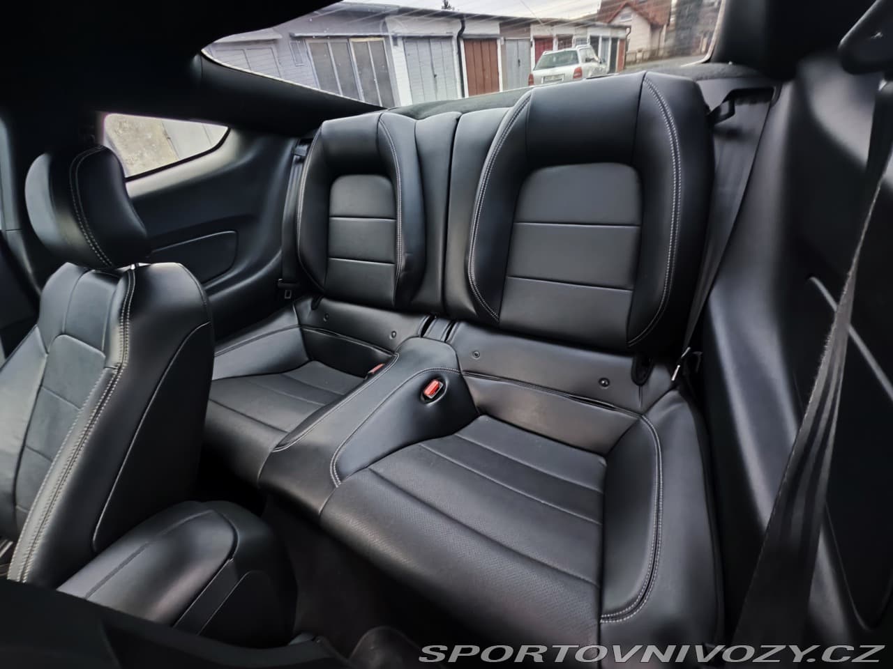2023 Ford MUSTANG - 9