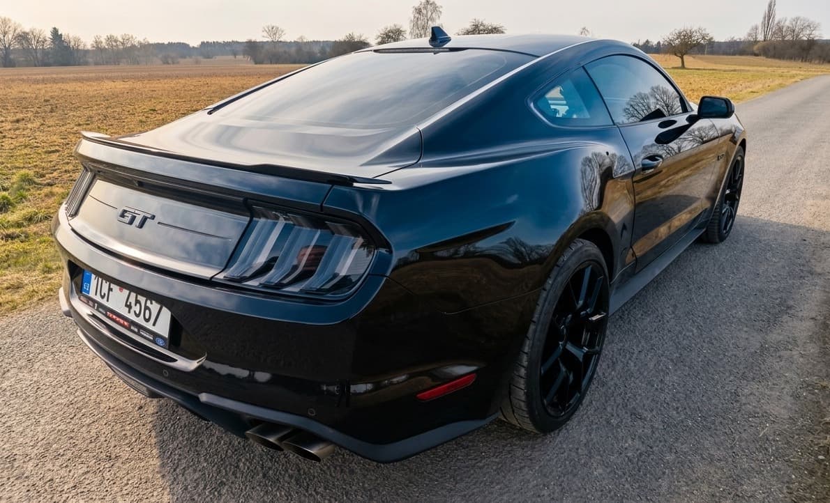 2023 Ford MUSTANG - 5