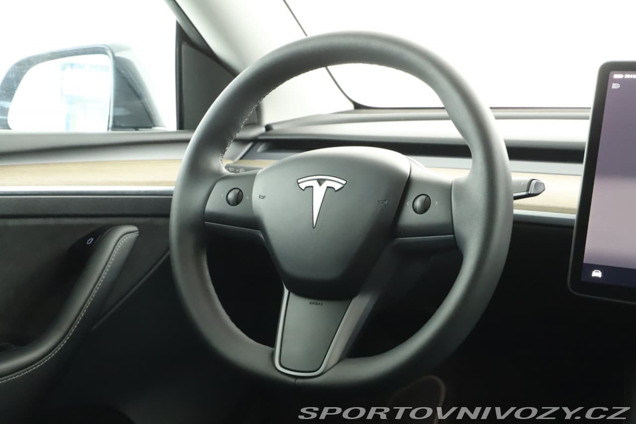 2023 Tesla MODEL Y - 18