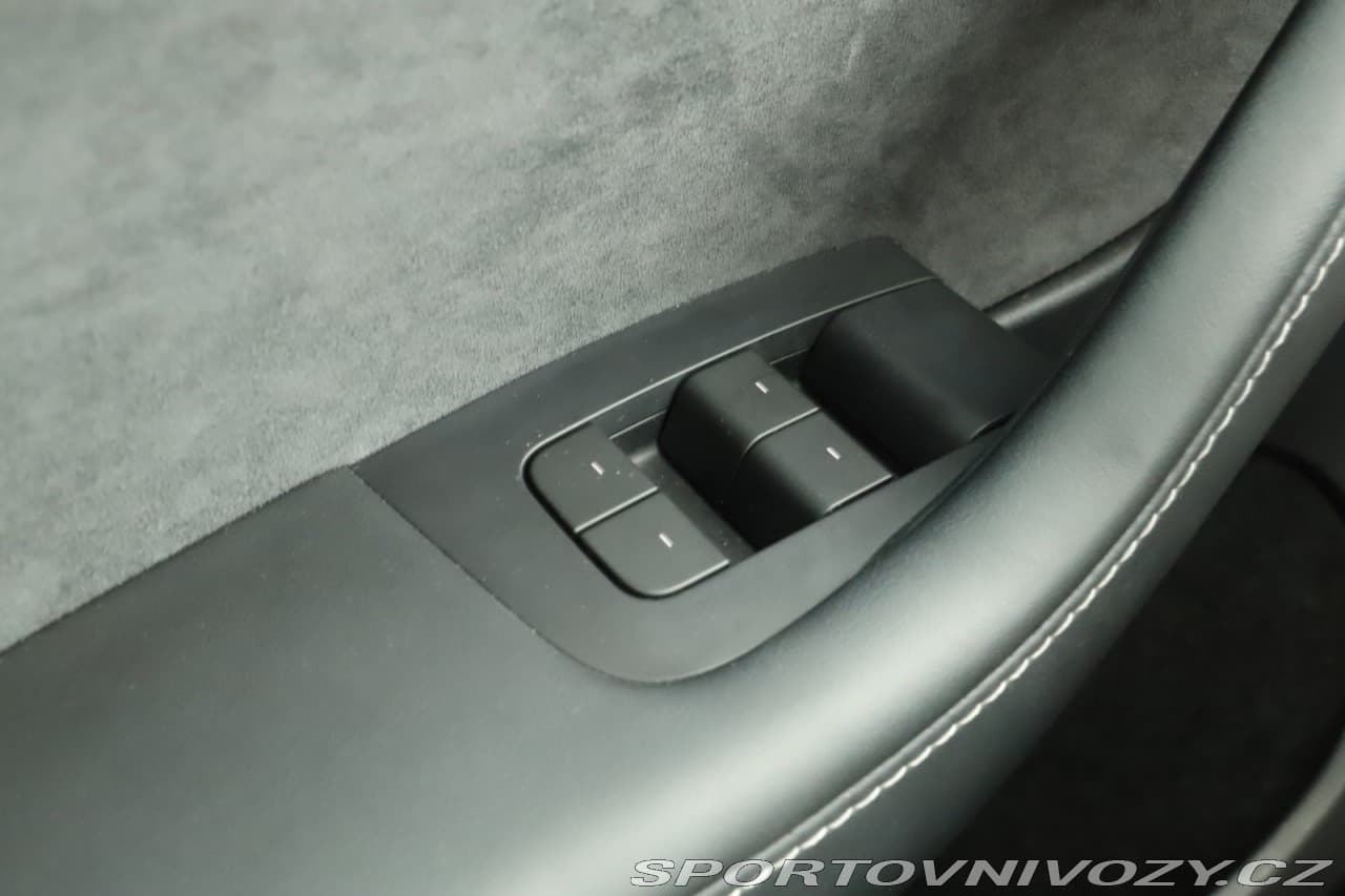2023 Tesla MODEL Y - 20