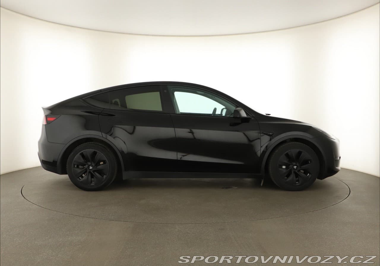 2023 Tesla MODEL Y - 6