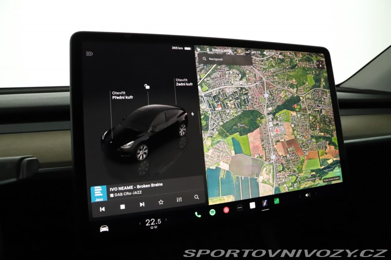 2023 Tesla MODEL Y - 9
