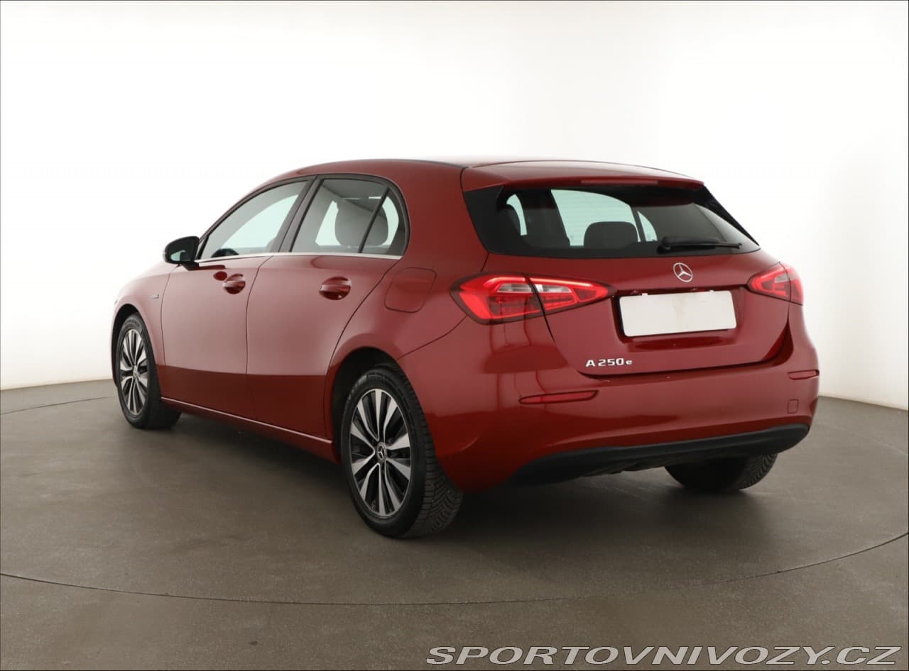 2020 Mercedes-Benz A-CLASS - 4