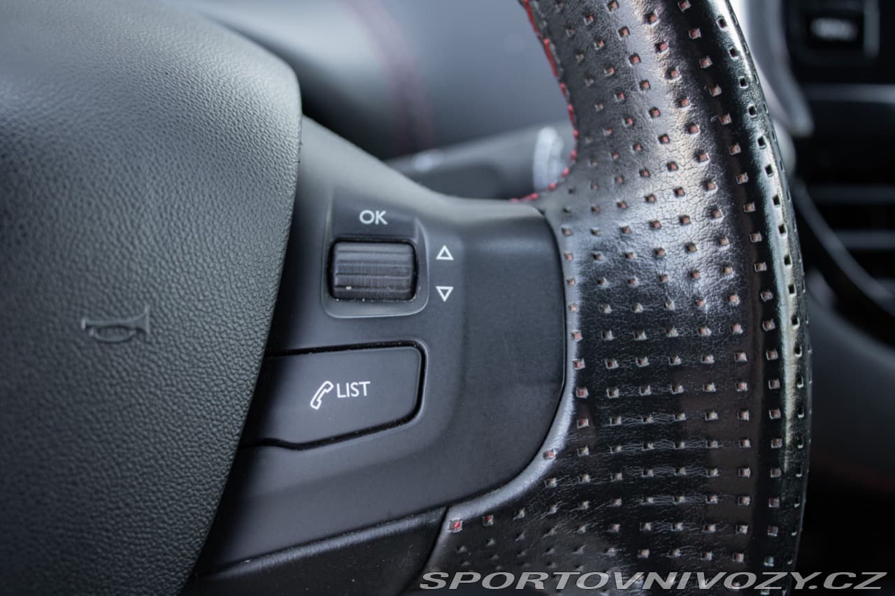2018 Peugeot 208 - 18