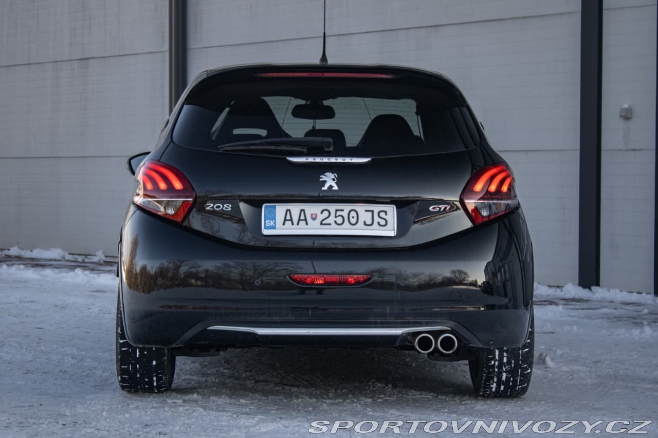 2018 Peugeot 208 - 6
