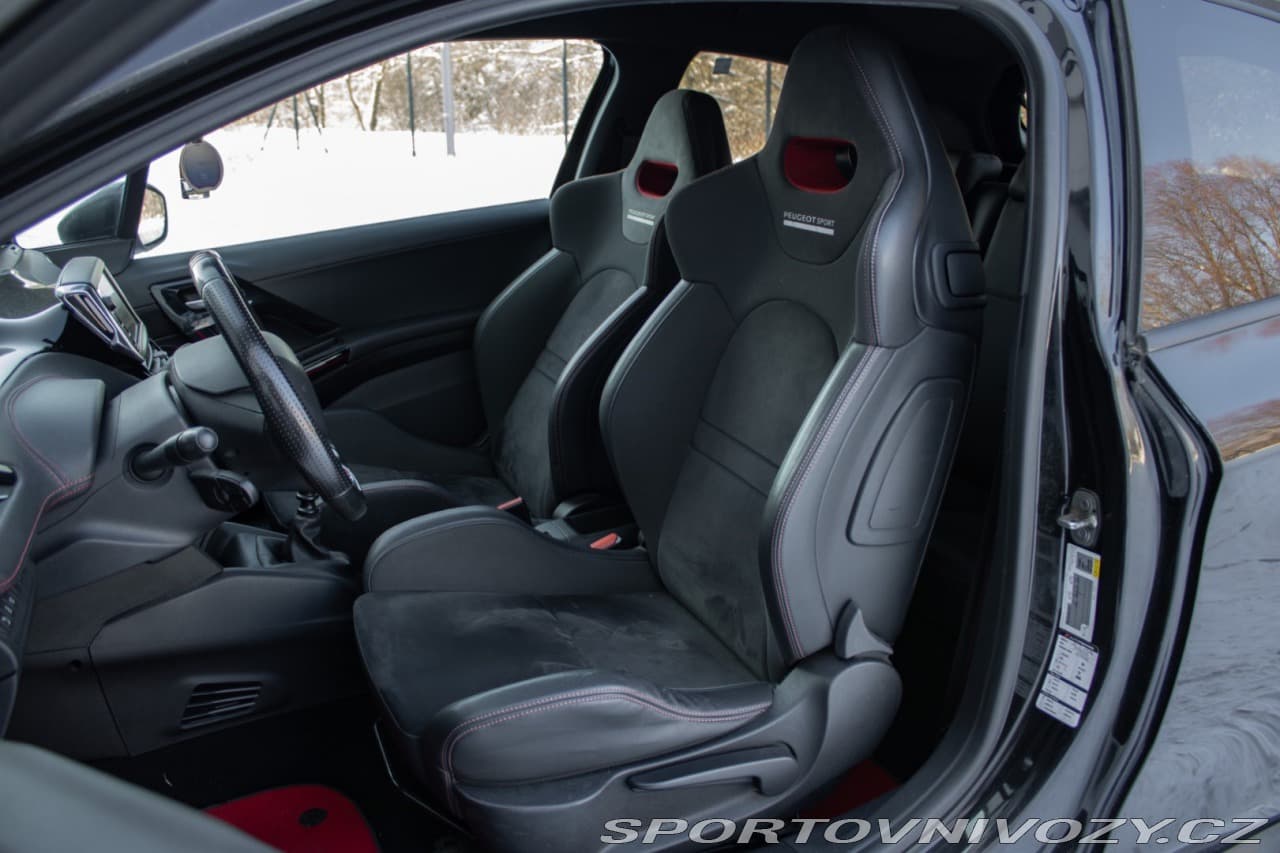 2018 Peugeot 208 - 9
