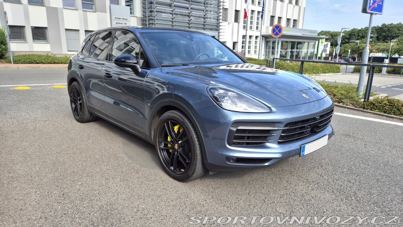 2018 Porsche CAYENNE - 3