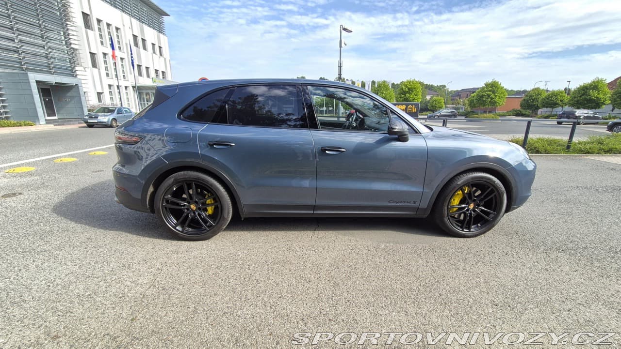 2018 Porsche CAYENNE - 4