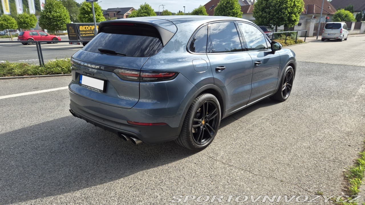 2018 Porsche CAYENNE - 5