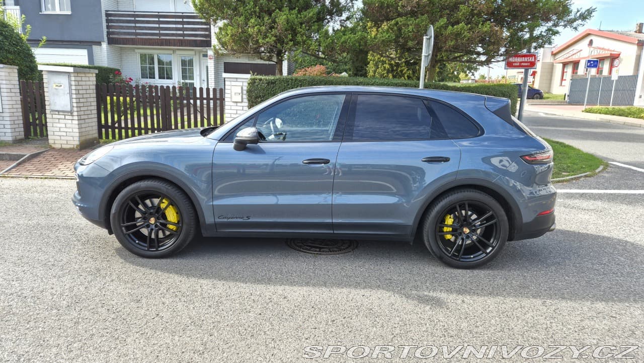 2018 Porsche CAYENNE - 8