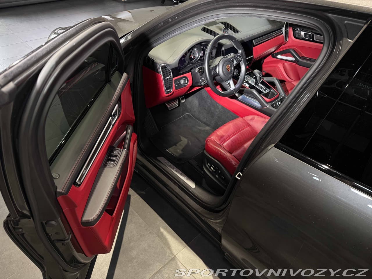 2021 Porsche CAYENNE - 5