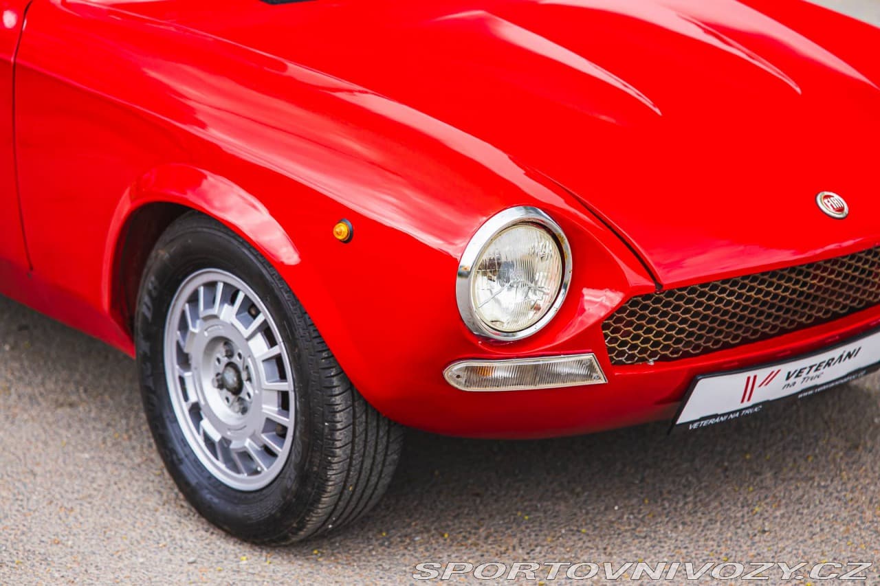 1969 Fiat 124 - 12