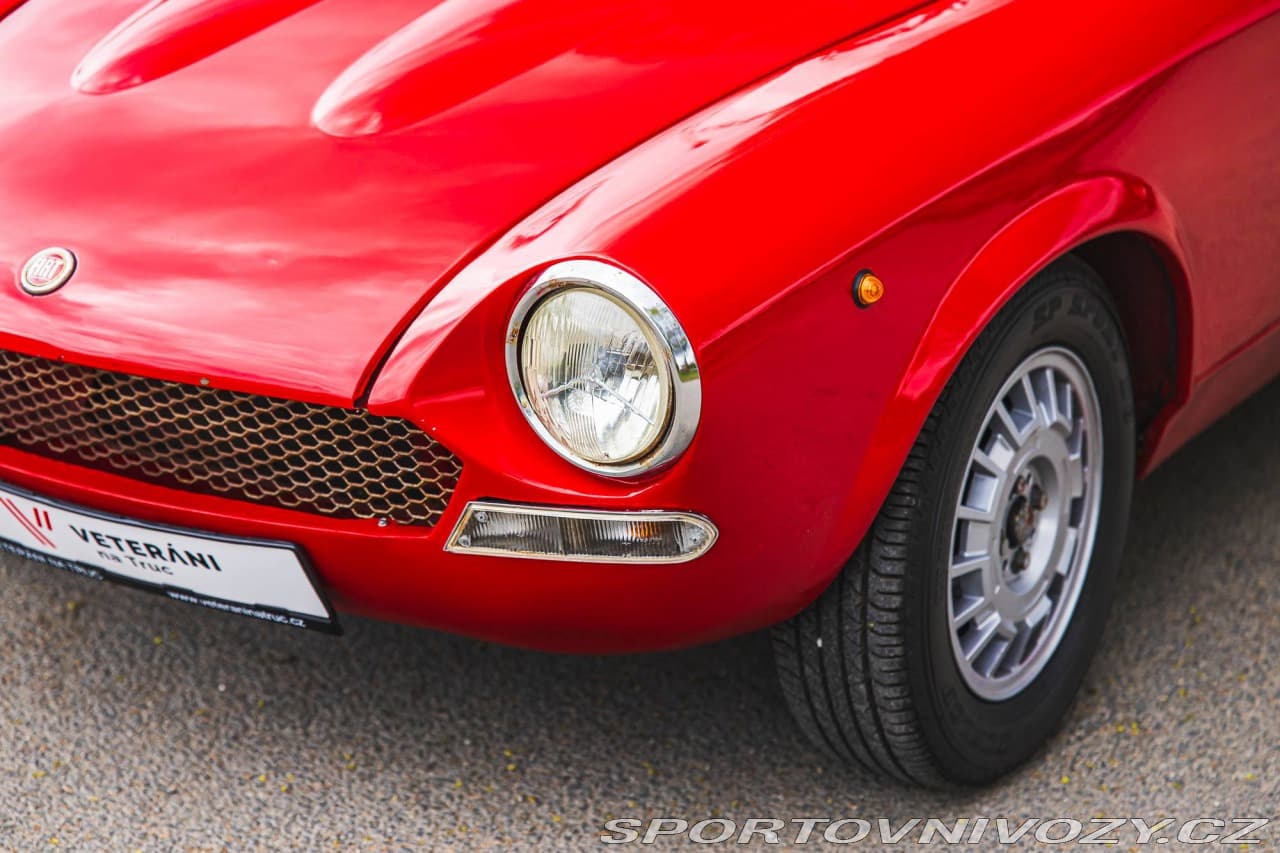 1969 Fiat 124 - 13