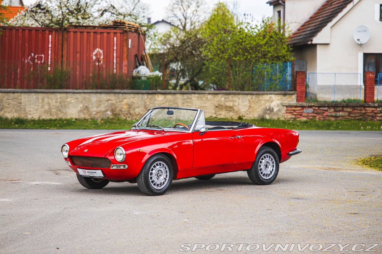 1969 Fiat 124 - 6