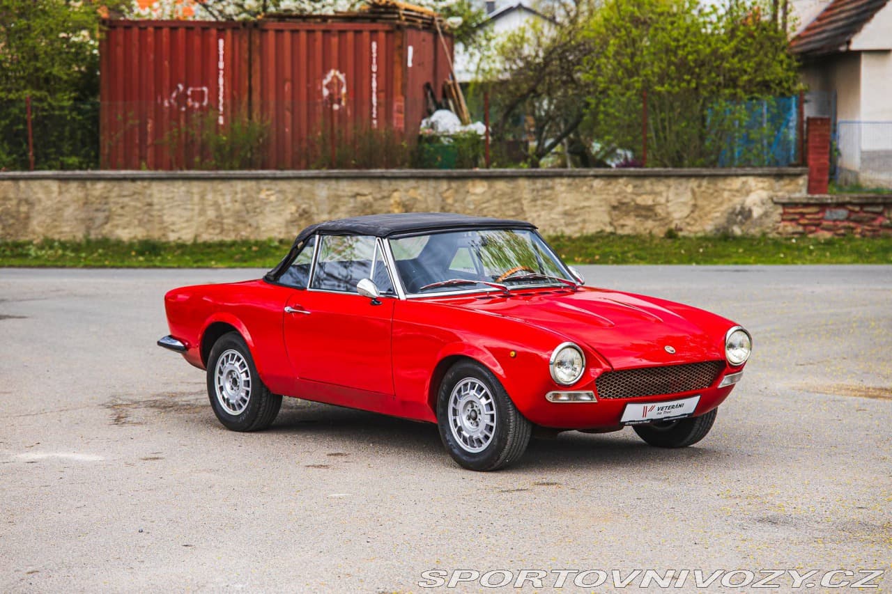 1969 Fiat 124 - 8