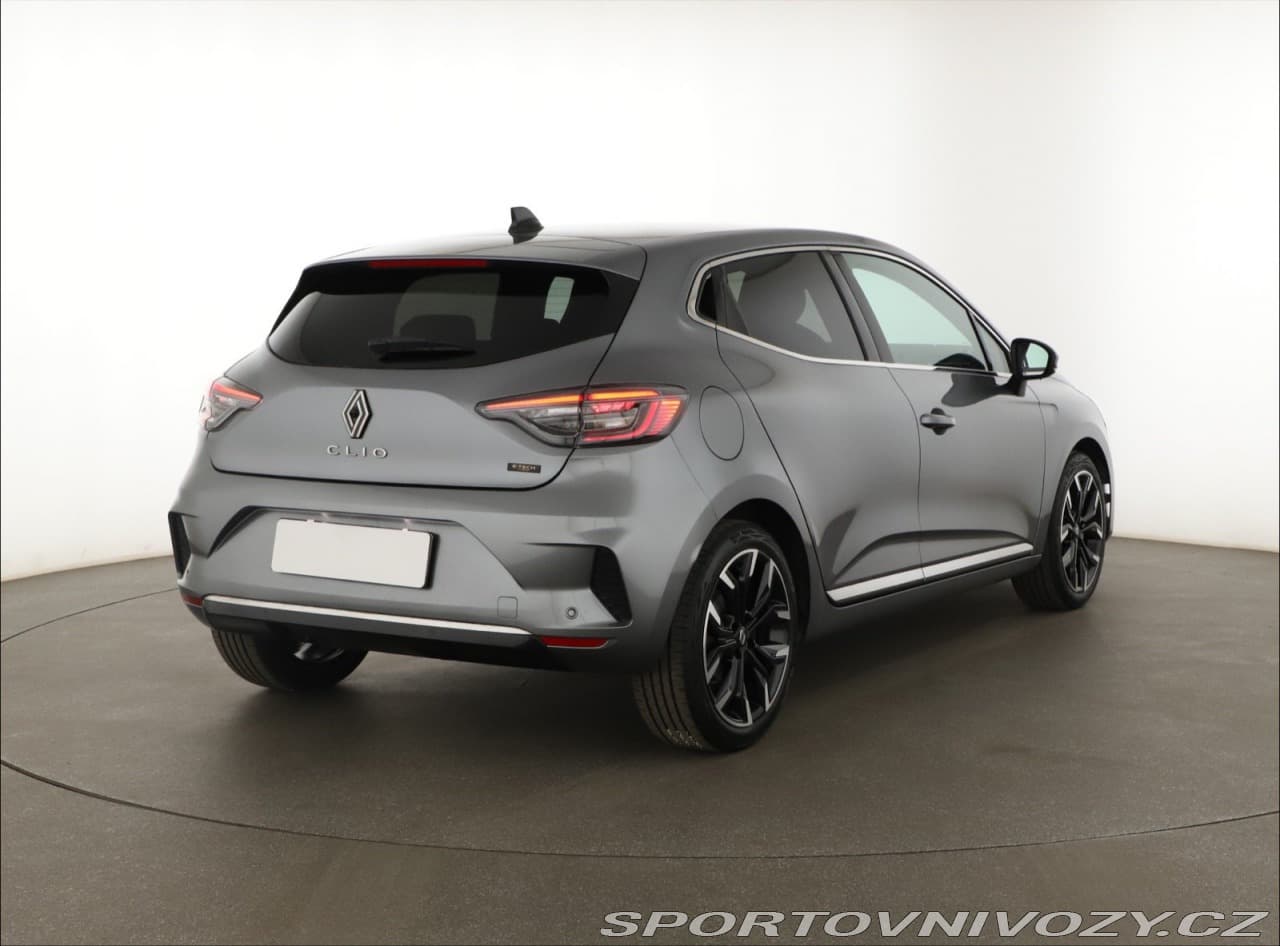2025 Renault CLIO - 5