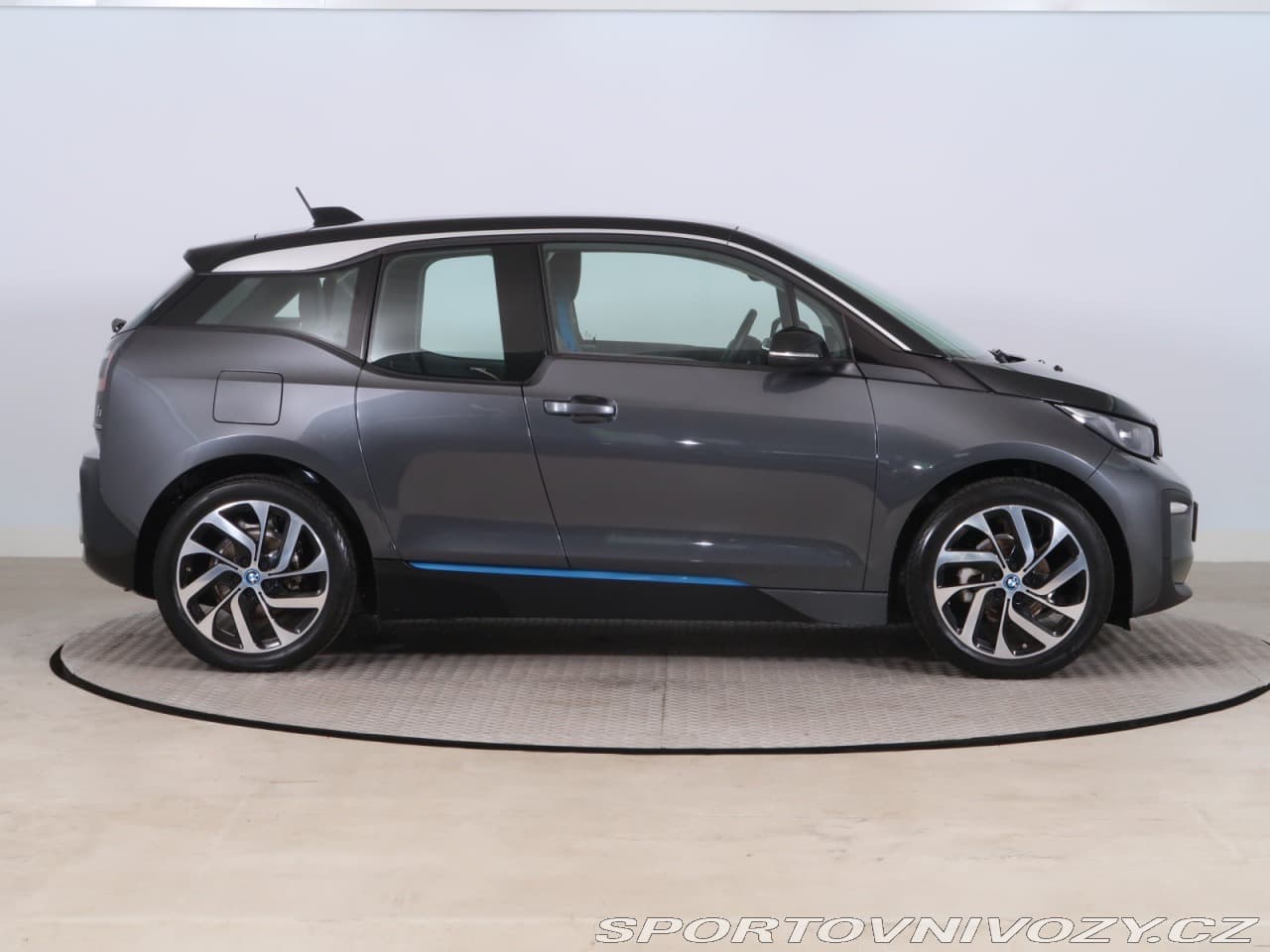 2020 BMW i3 - 6