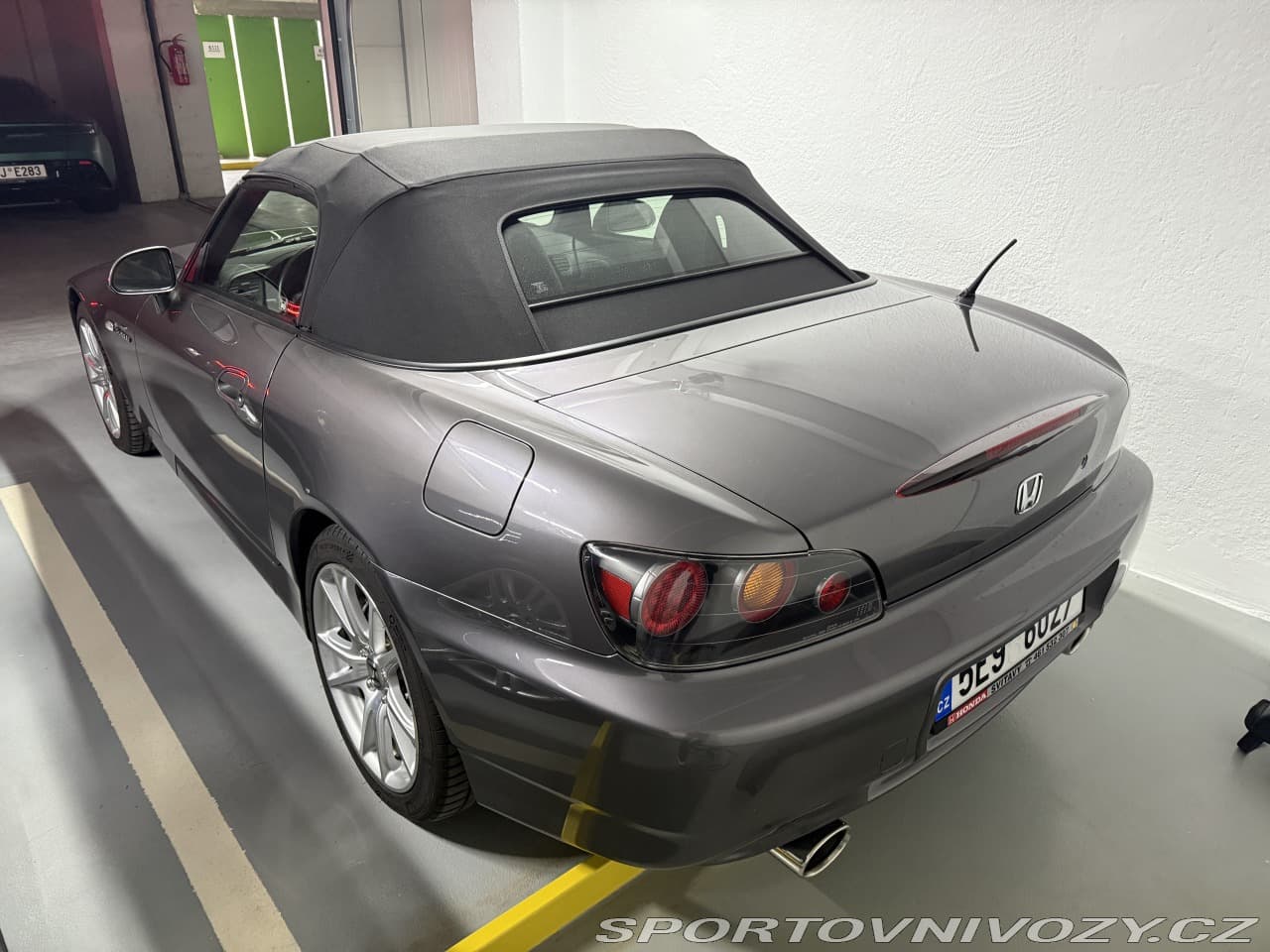 2004 Honda S2000 - 11