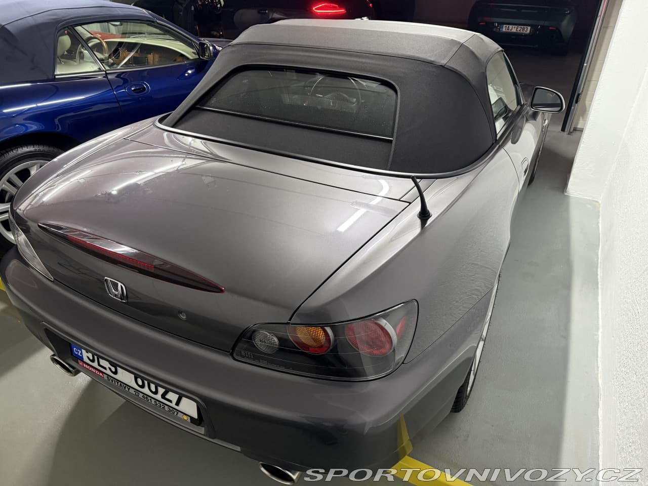 2004 Honda S2000 - 13