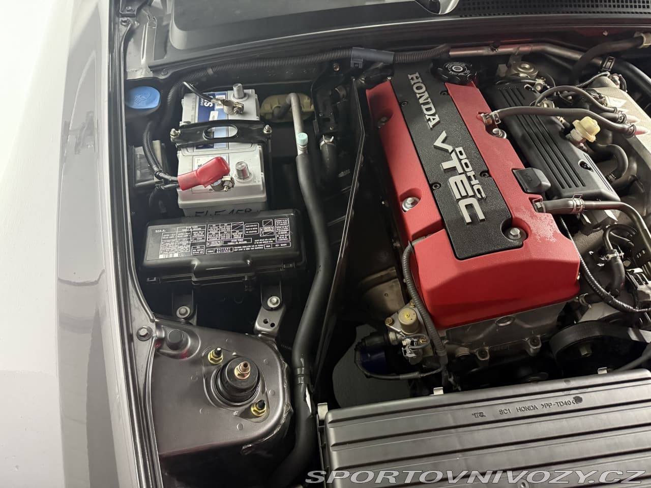 2004 Honda S2000 - 18