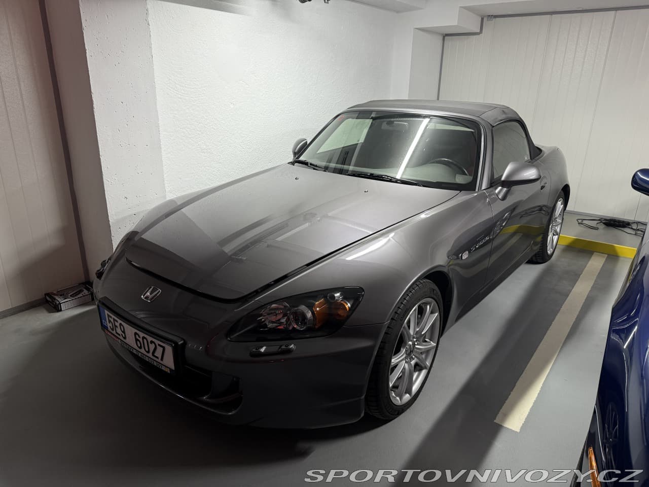 2004 Honda S2000 - 8