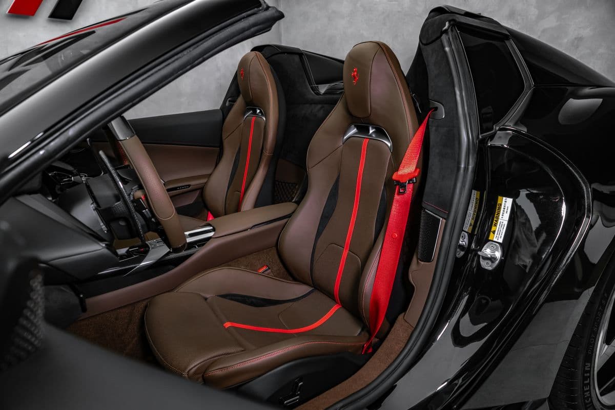 2026 Ferrari OSTATNÍ - 17