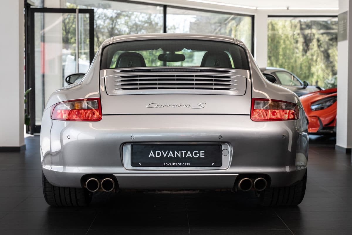 2005 Porsche 911 - 3