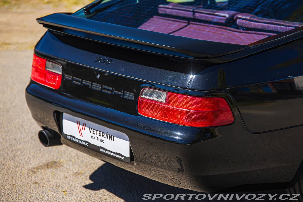 1992 Porsche 968 - 19
