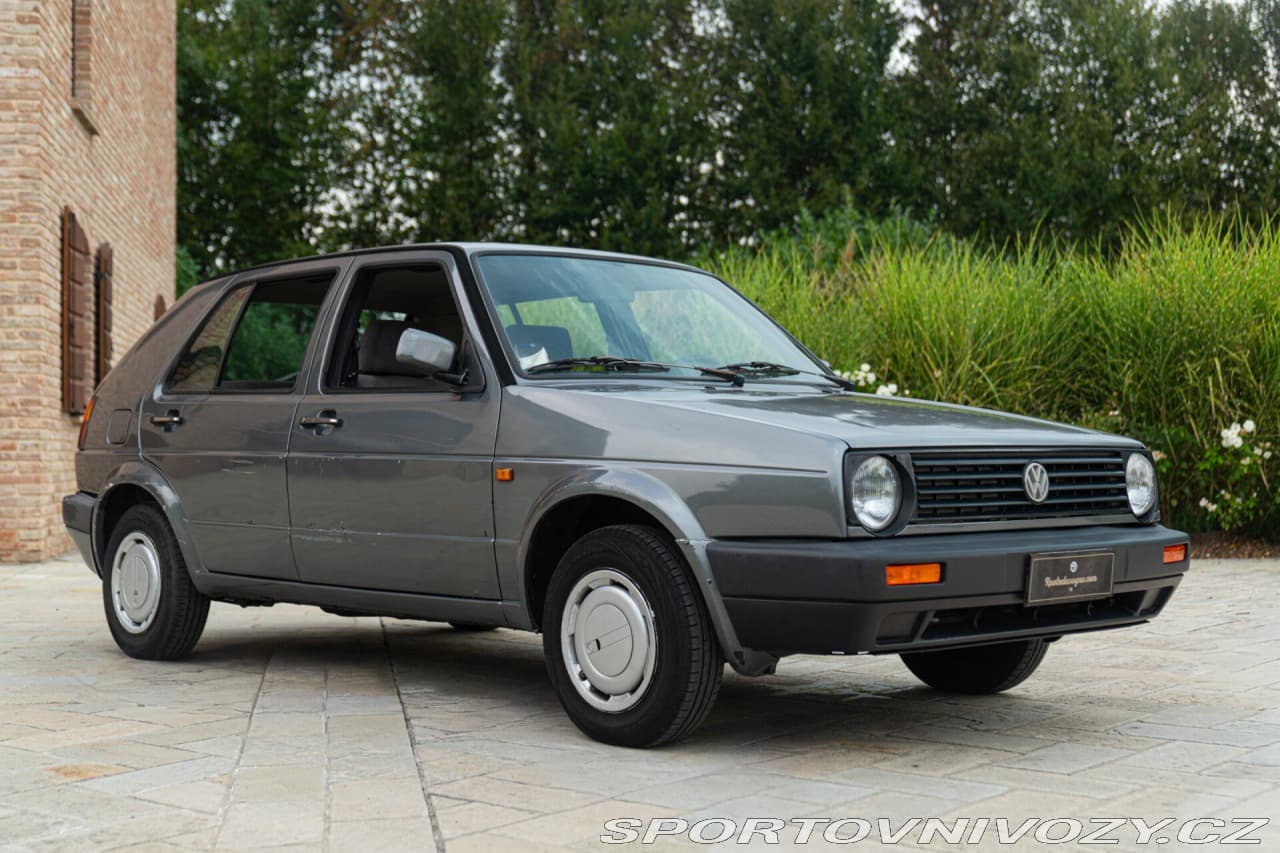 1990 Volkswagen GOLF - 2