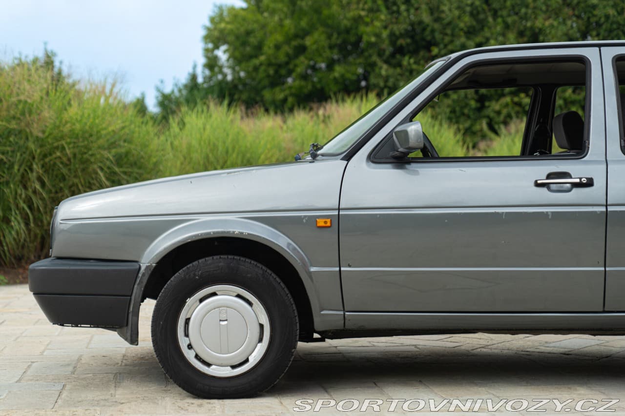 1990 Volkswagen GOLF - 9