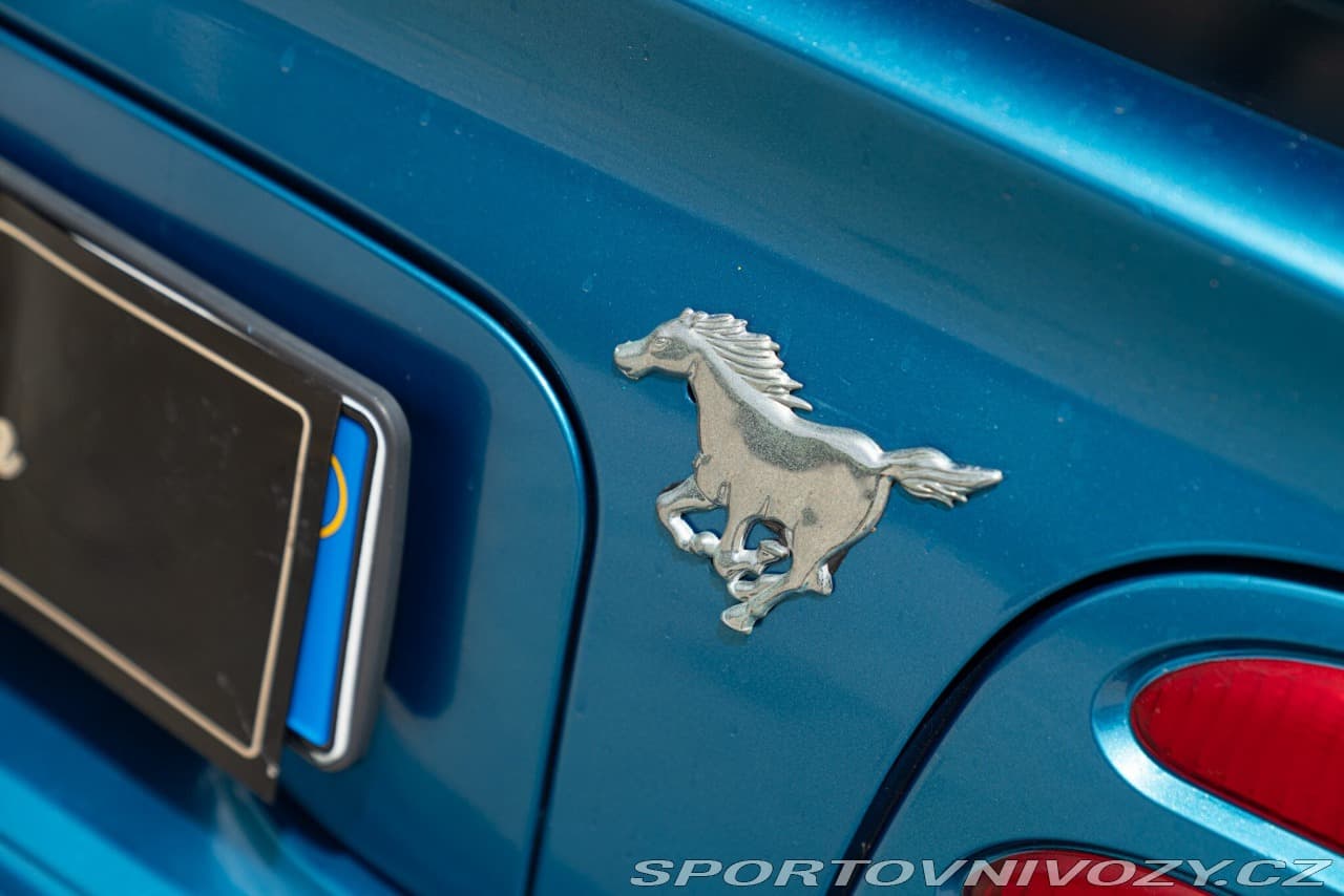 1994 Ford MUSTANG - 16