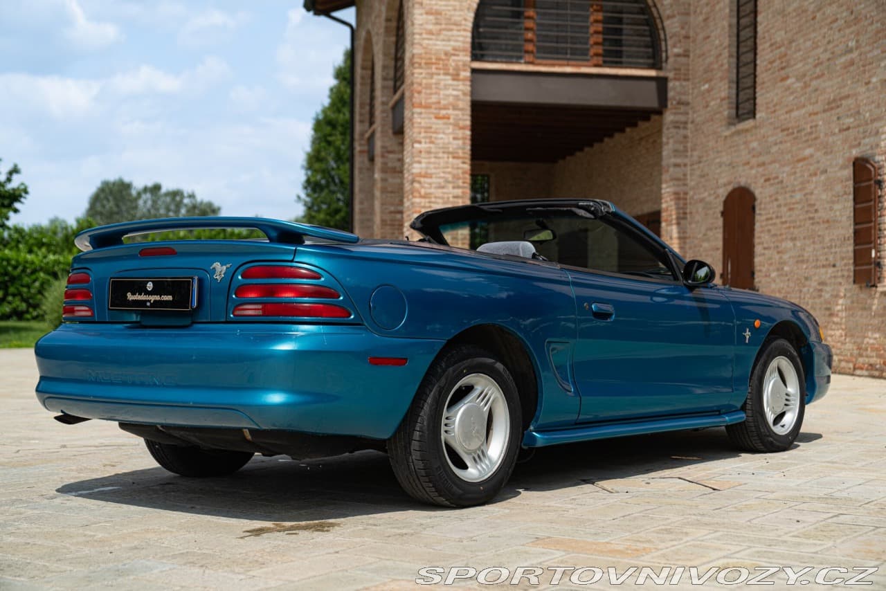 1994 Ford MUSTANG - 8